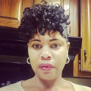 Meet your Posher, Bobbie